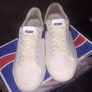 Pony Sneaks